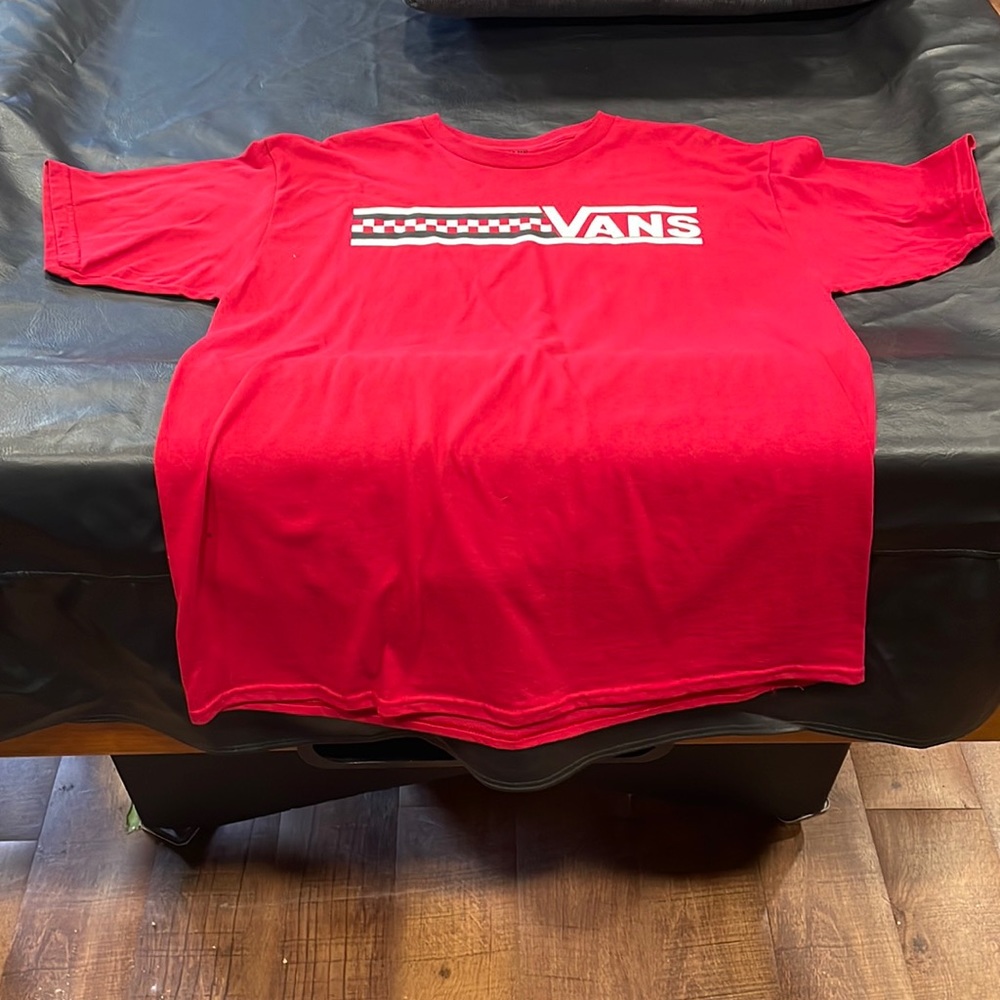 Vans men’s t-shirt. SIZE L